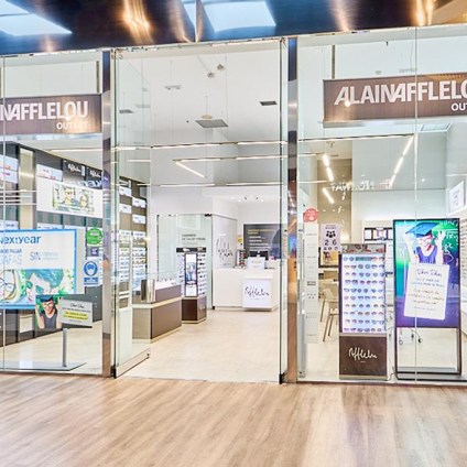 Tienda Óptico C. C. THE STYLE OUTLETS - AV. SALVADOR DE MADARIAGA  S/N-L15 28702 SAN SEBASTIAN DE LOS REYES