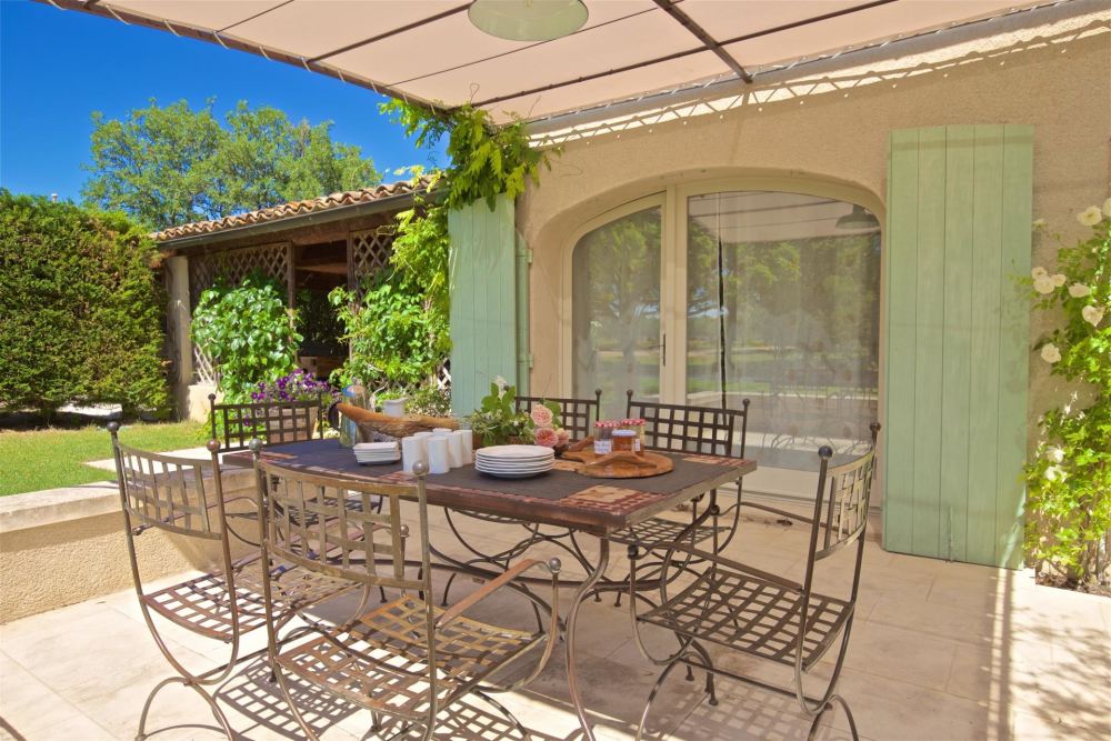 Photographs of Mas de Ribe villa in Provence - Image 32 of 50