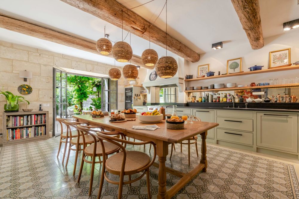 Photographs of Mas du Poète villa in Provence - Image 10 of 39