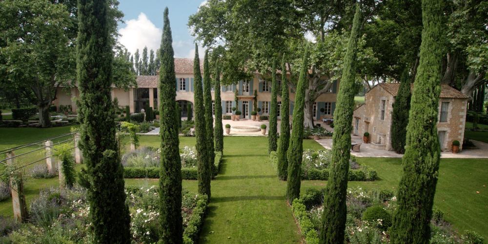 Photographs of Chateau Avignon Provence villa in Provence - Image 23 of 35