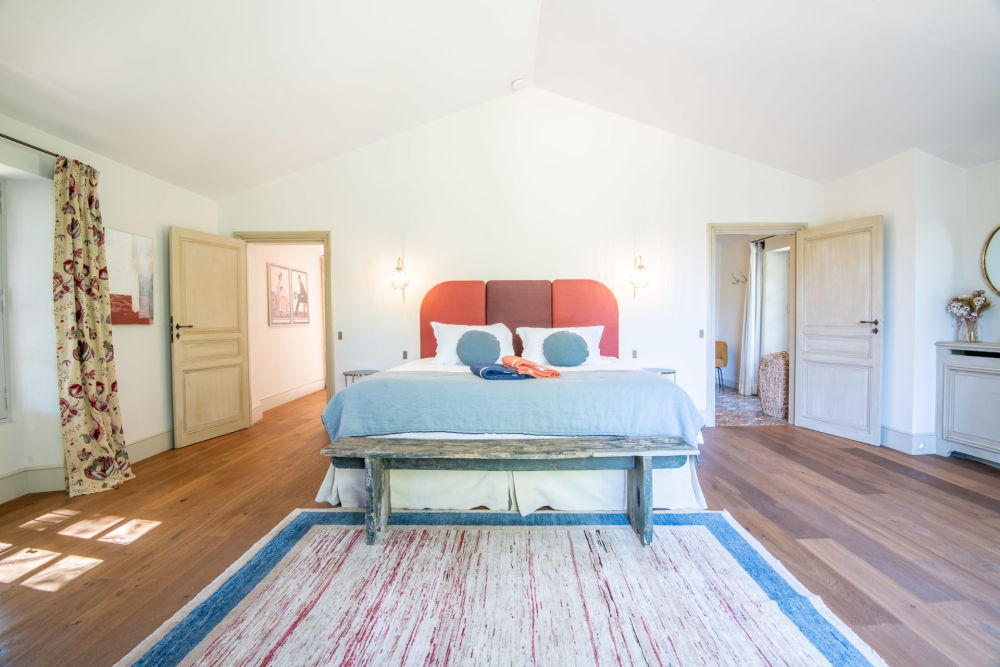 Photographs of Mas des Pierres villa in Provence - Image 20 of 60