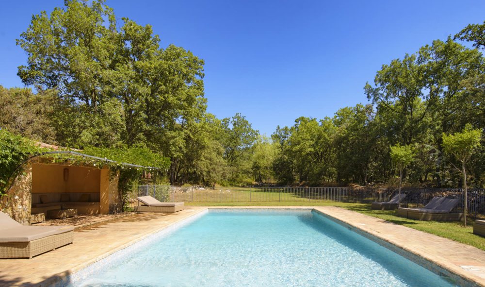 Photographs of Mas de Manebit villa in Provence - Image 26 of 30