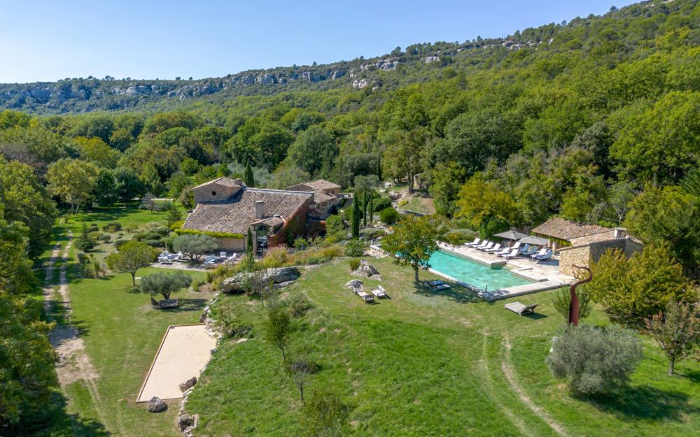 Photographs of Domaine des Saisons villa in Provence - Image 4 of 52