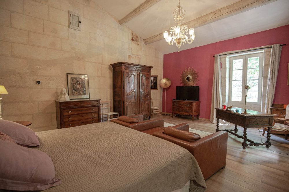 Photographs of Mas de Gavon villa in Provence - Image 15 of 32