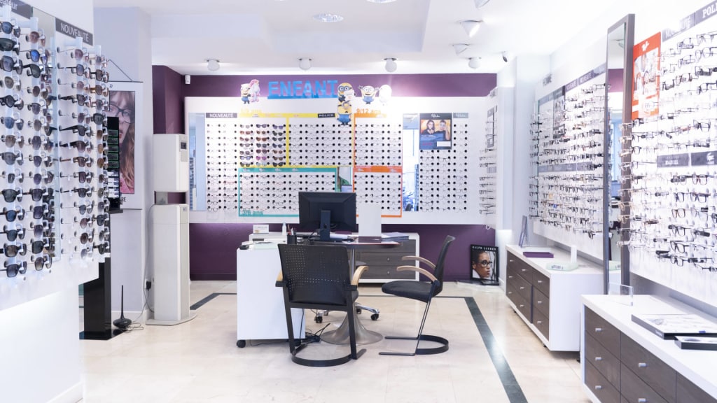 Magasin Opticien 44 boulevard de Charonne 75020 PARIS intérieur