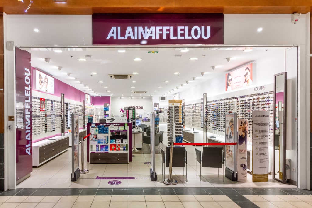 Magasin Opticien C.C. Carrefour Saint Jacques 03100 MONTLUÇON