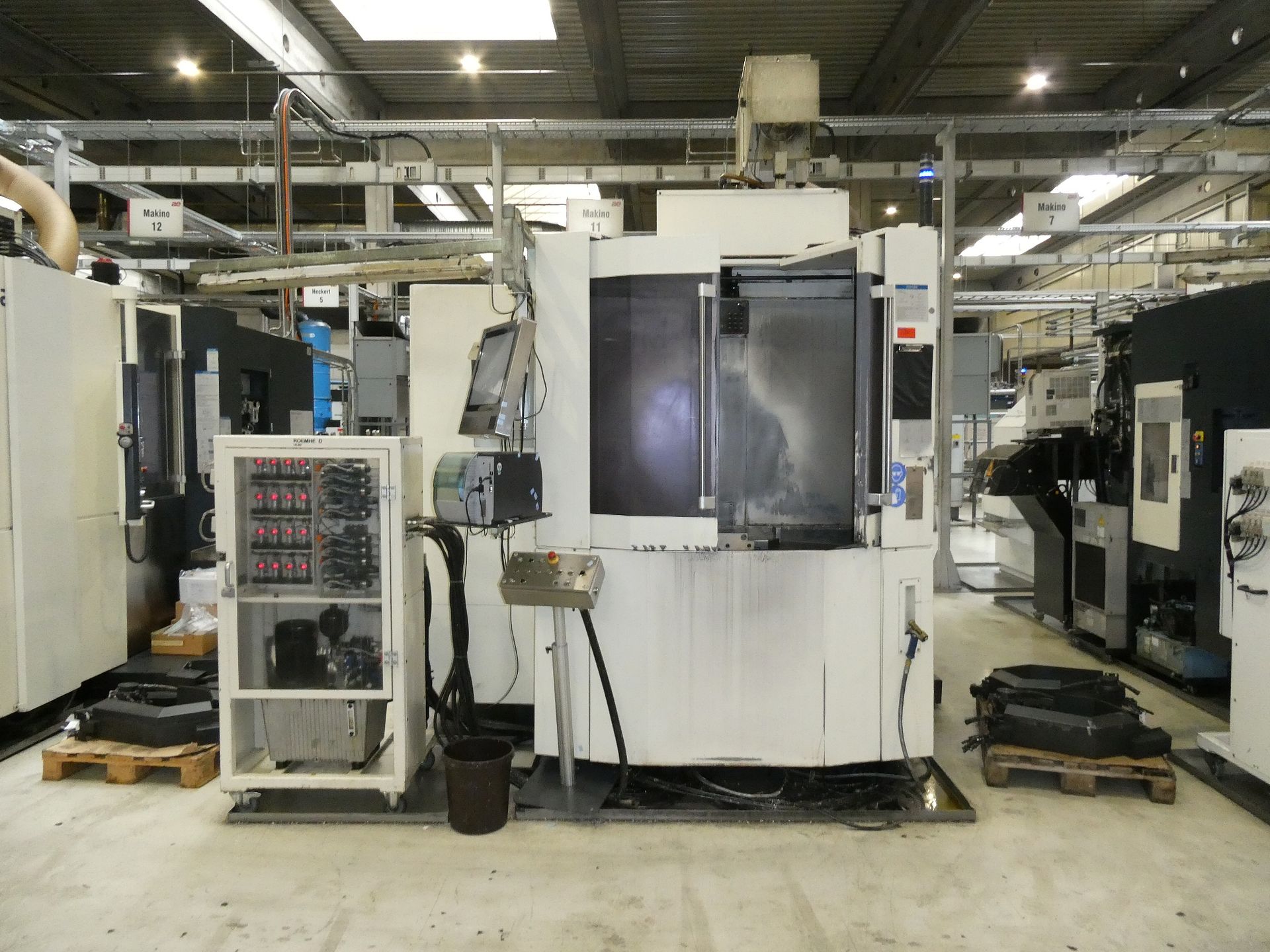 CNC Machining Center-Makino - Image 1