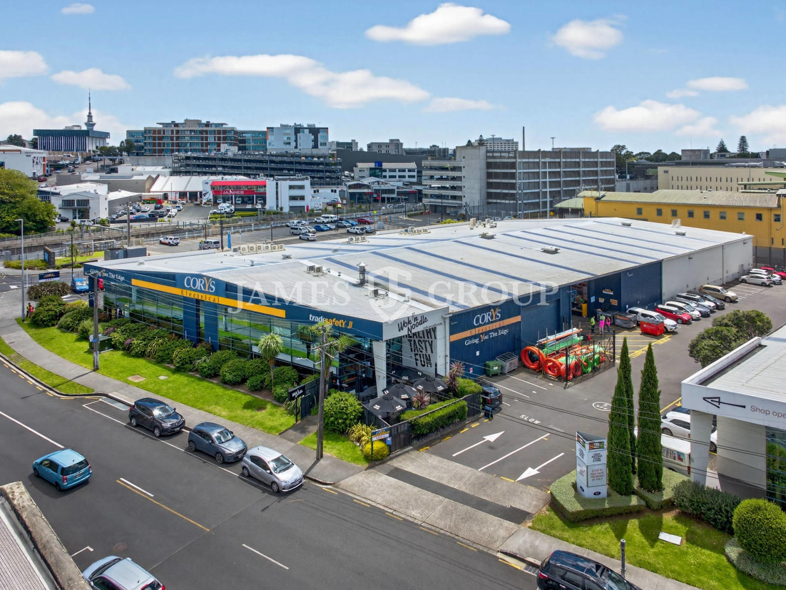 Prime Mount Eden Warehouse / Showroom