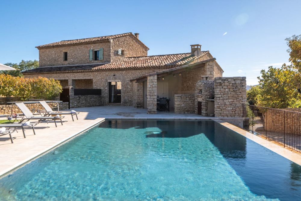 Photographs of Mas des Flaneries villa in Provence - Image 16 of 36
