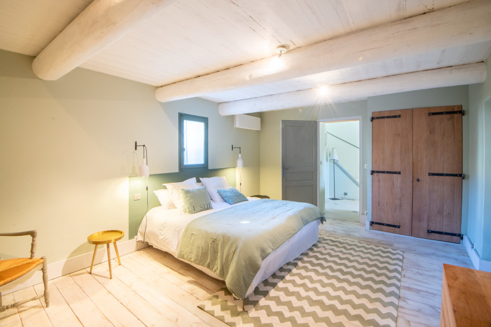 Photographs of Mas de la Sérénité villa in Provence - Image 25 of 39