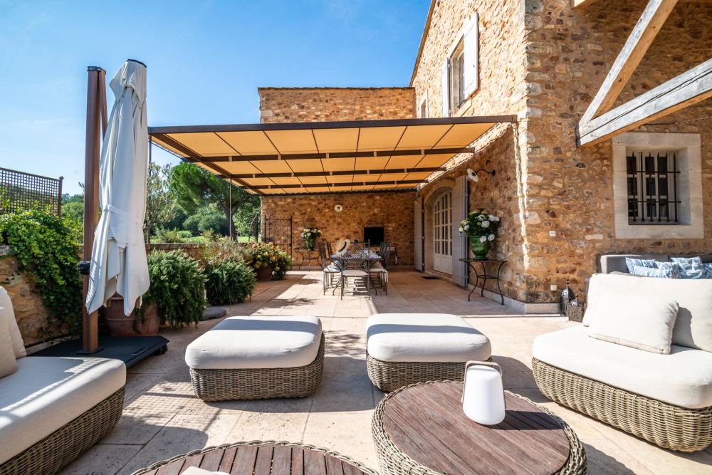 Photographs of Mas du Milan villa in Provence - Image 44 of 50