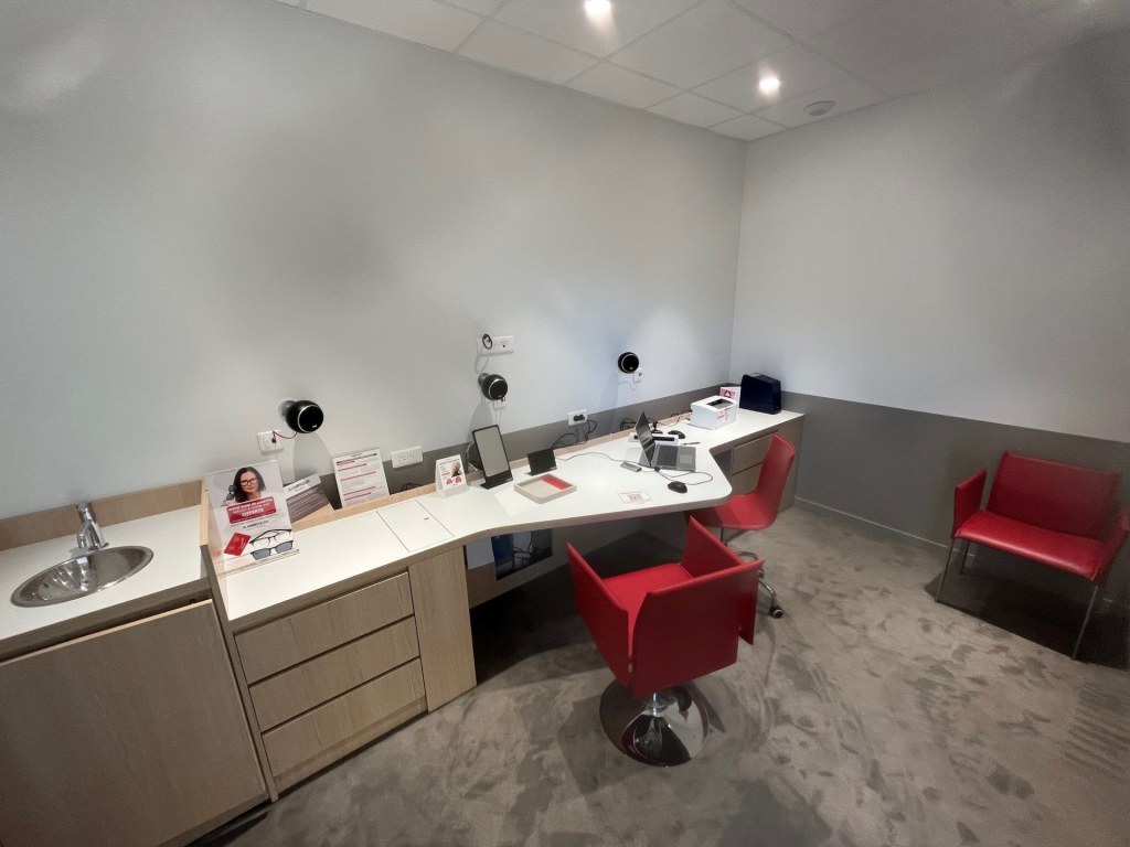 Magasin audioprothesiste 127 avenue du 8 mai 1945 07300 TOURNON-SUR-RHONE intérieur