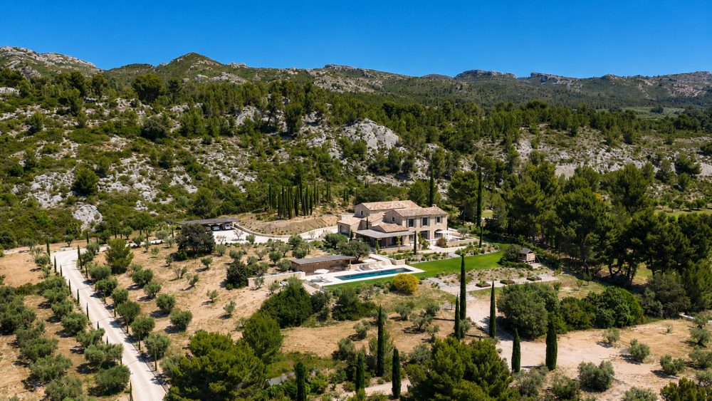 Photographs of Mas des Crêtes villa in Provence - Image 41 of 41