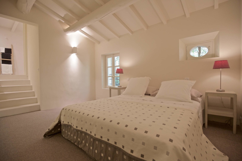 Photographs of Mas de Marie villa in Provence - Image 19 of 33