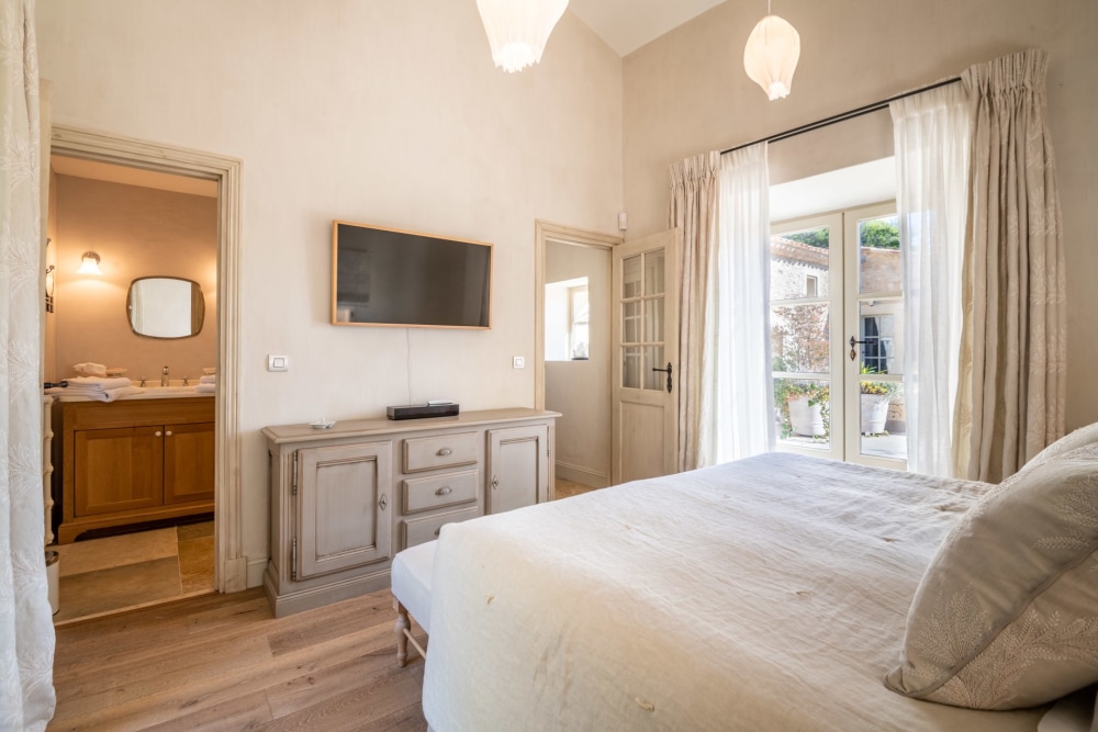 Photographs of Mas des Constellations villa in Provence - Image 35 of 49