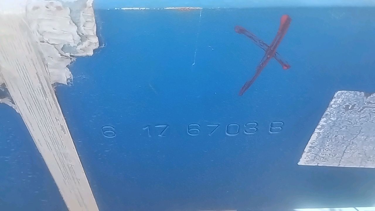 Lot of Metal Structures / BOX 12