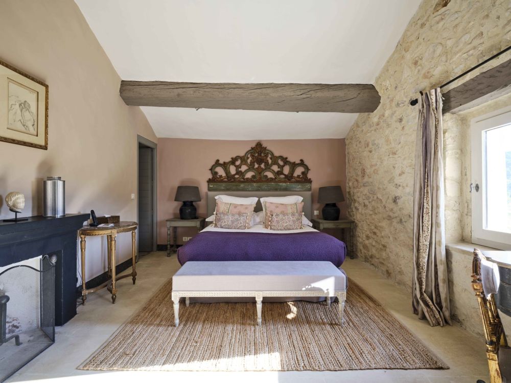 Photographs of Mas d’Argent villa in Provence - Image 18 of 35