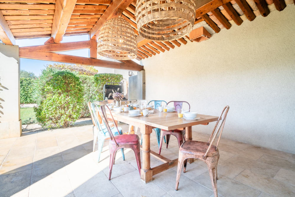 Photographs of Mas des Rabassiers villa in Provence - Image 17 of 32
