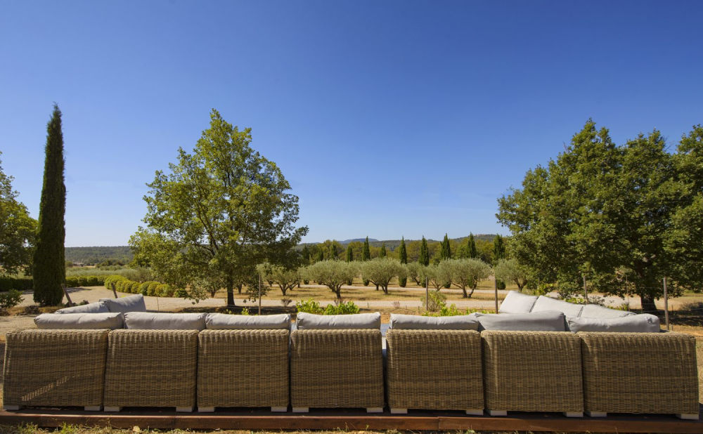 Photographs of Mas de Manebit villa in Provence - Image 4 of 30