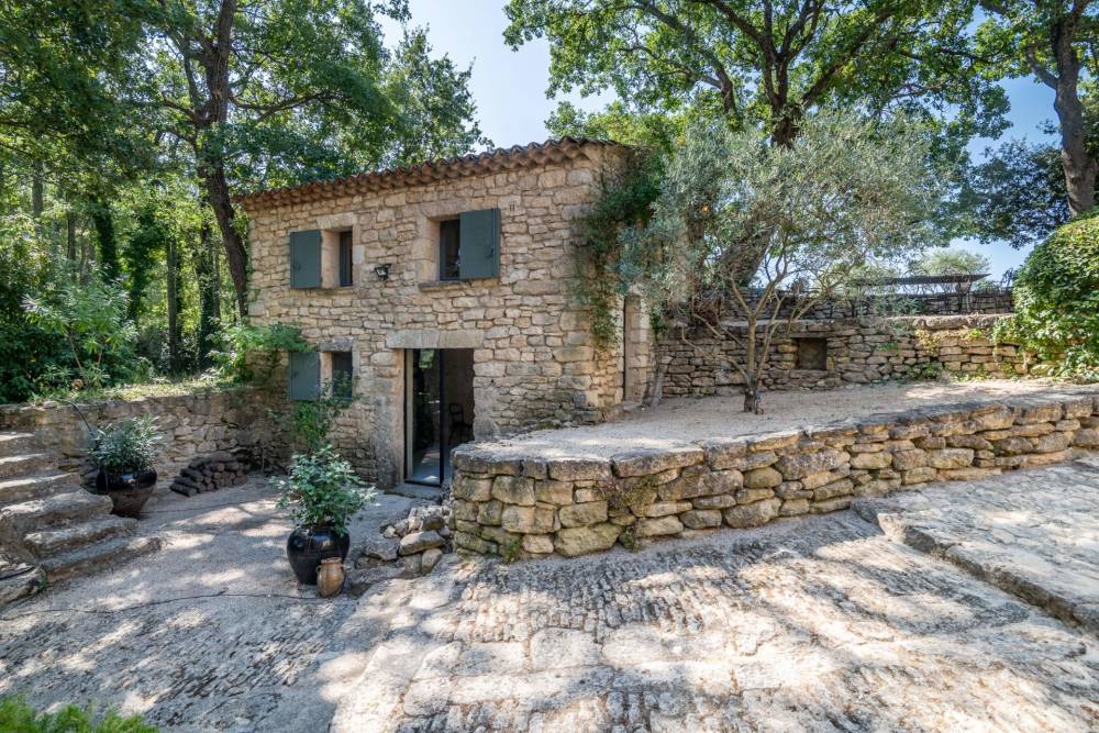 Photographs of Mas les Gardiols villa in Provence - Image 31 of 43