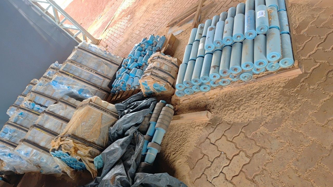 Lot with Approx 300 Loading Rollers 89 mm