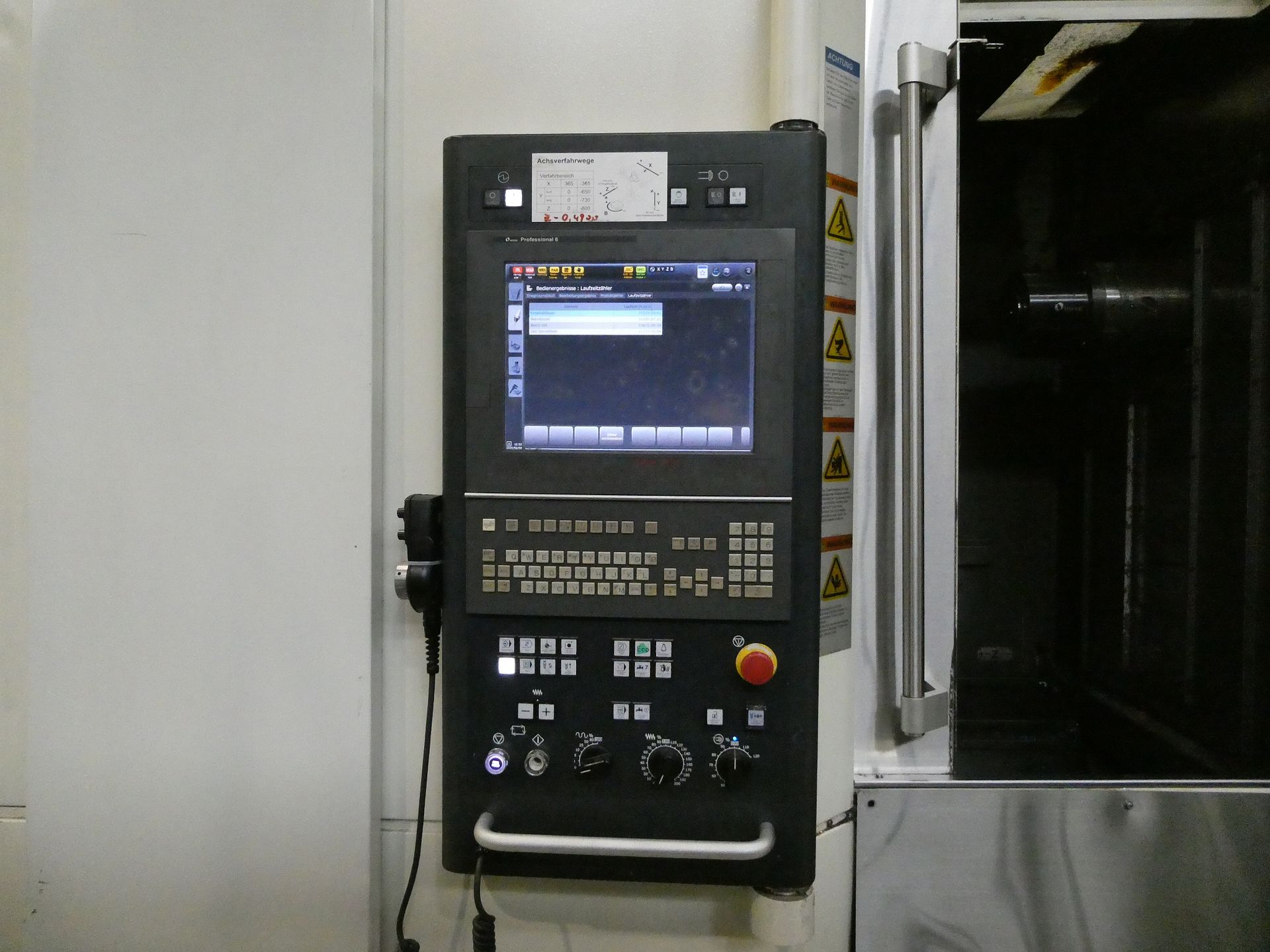 CNC Machining Center-Makino - Image 5