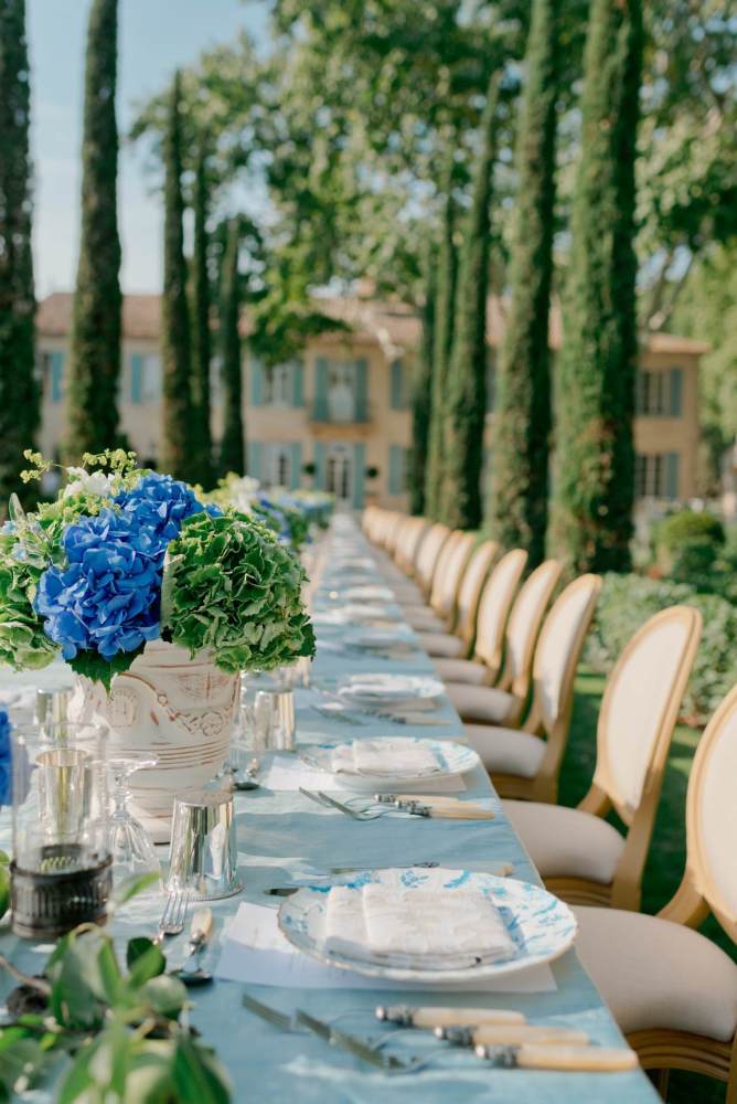 Photographs of Chateau Avignon Provence villa in Provence - Image 32 of 35