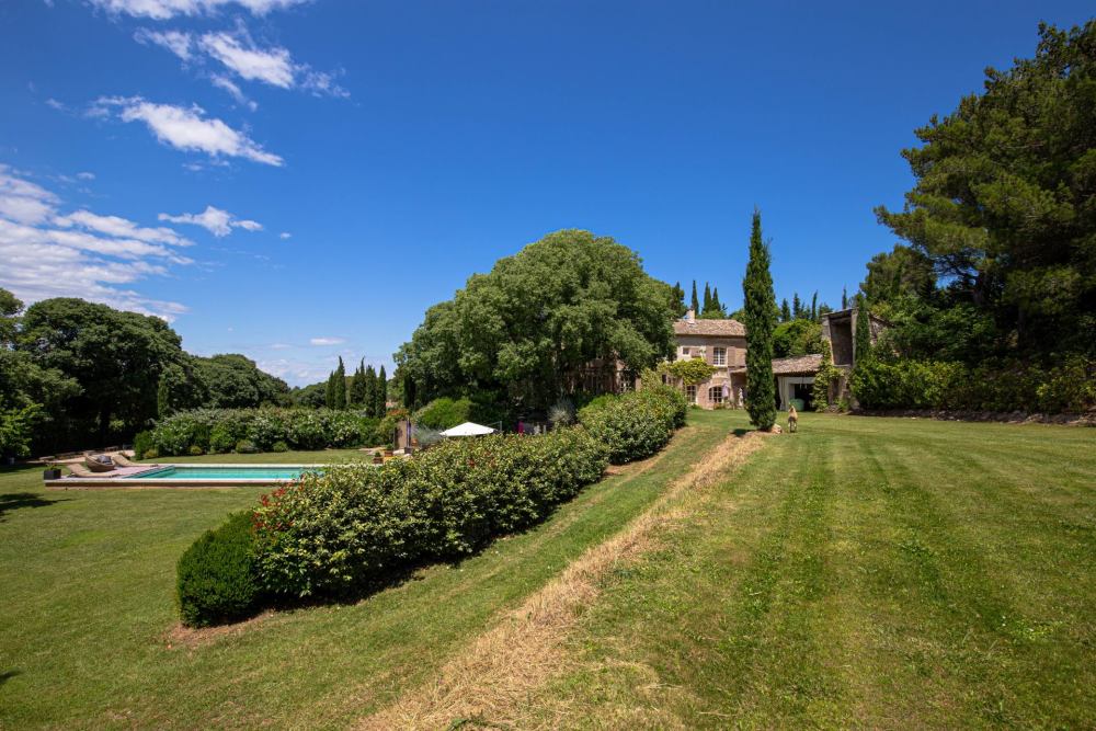 Photographs of Mas de Gavon villa in Provence - Image 22 of 32