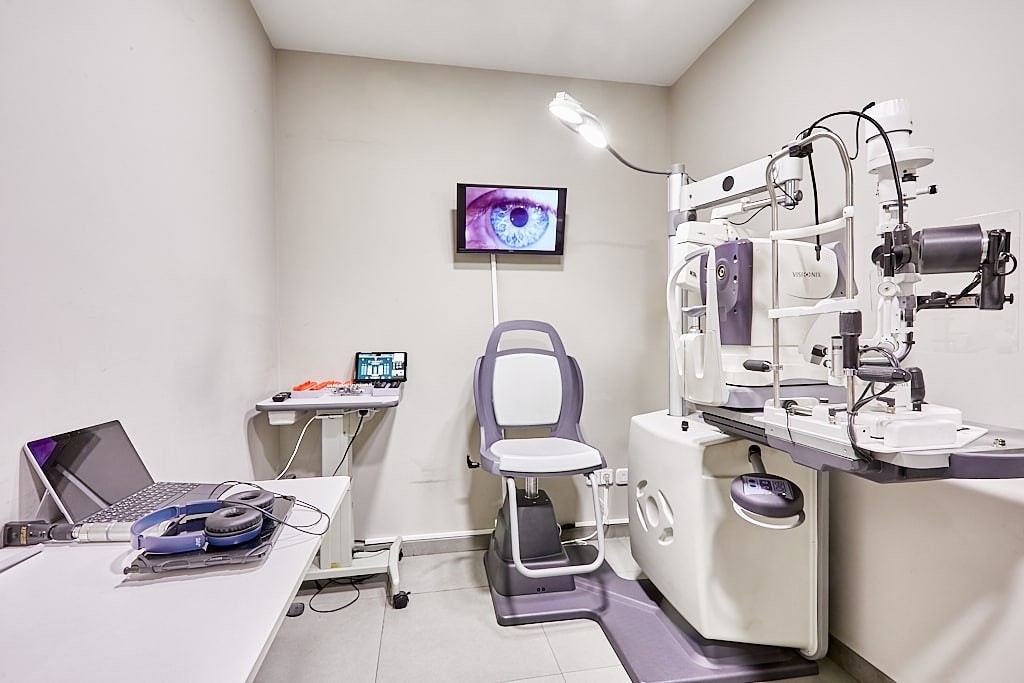 Tienda Óptico C.C. CARREFOUR SALAMANCA - AV. AGUSTINOS RECOLETOS  1-35 37005 SALAMANCA interior