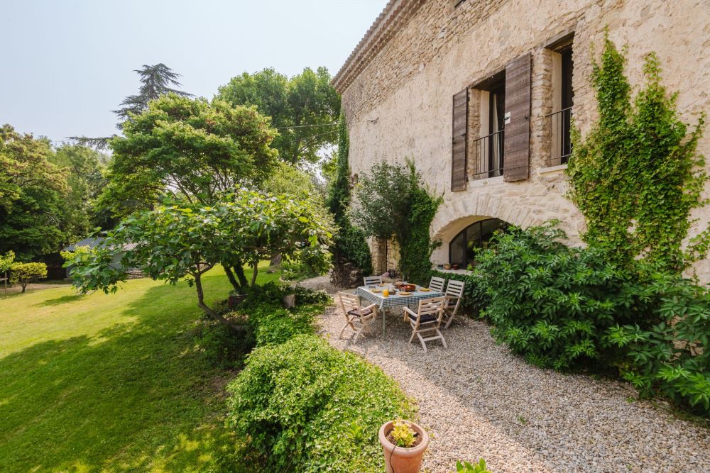 Photographs of Mas des Bleuets villa in Provence - Image 40 of 44