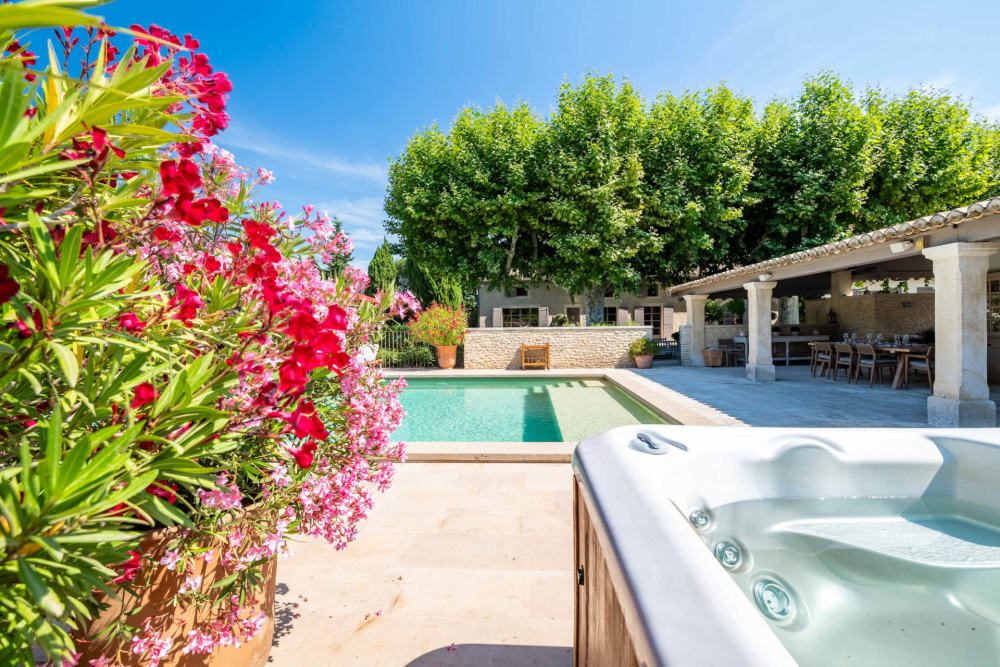 Photographs of Domaine de Villeblanche villa in Provence - Image 6 of 58