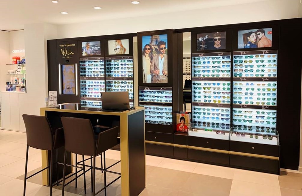 Magasin Opticien 38 rue Albert Mahieu 50100 CHERBOURG intérieur