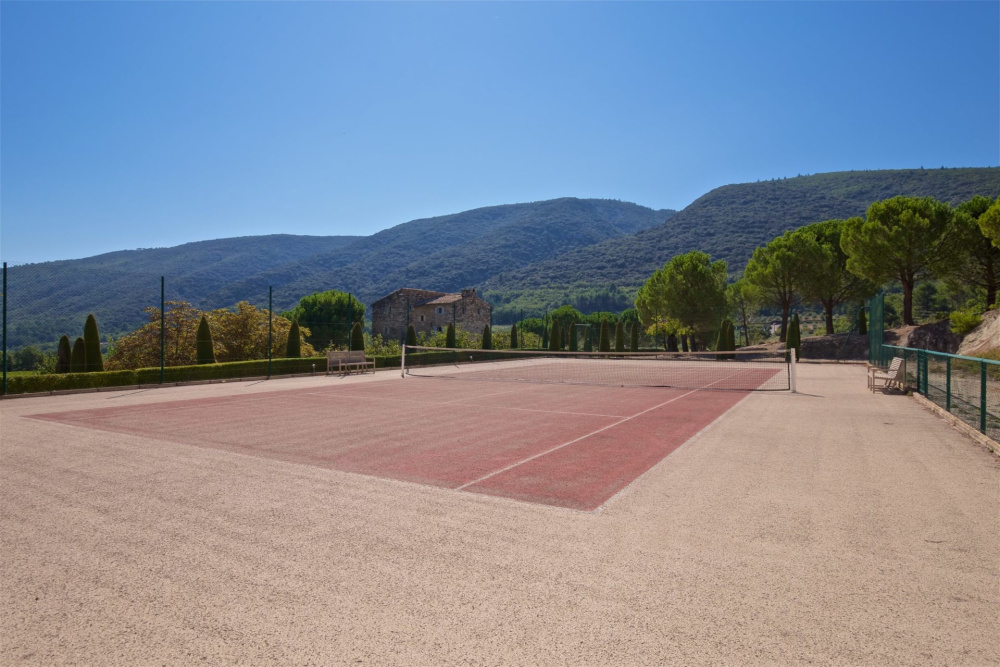 Photographs of Bastide des Millefleurs villa in Provence - Image 45 of 46