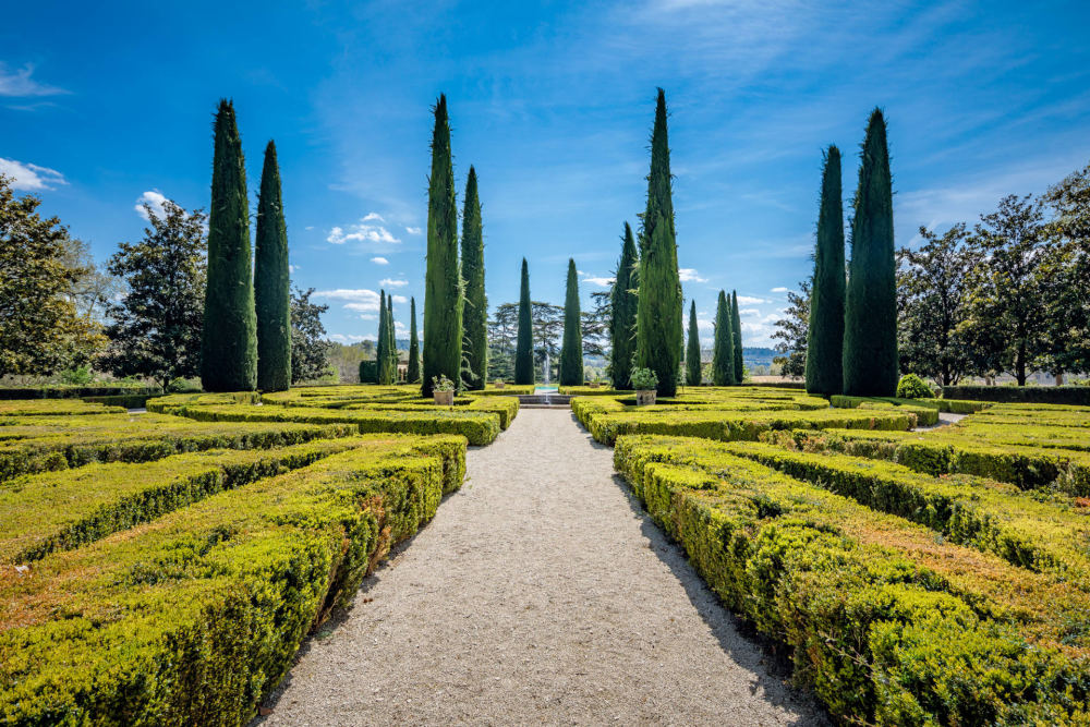 Photographs of Chateau de Sannes villa in Provence - Image 23 of 61