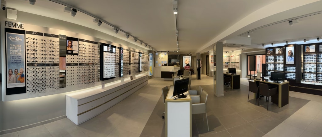 Magasin Opticien 4 avenue de la 1ère Division Française libre 13210 SAINT-RÉMY-DE-PROVENCE intérieur