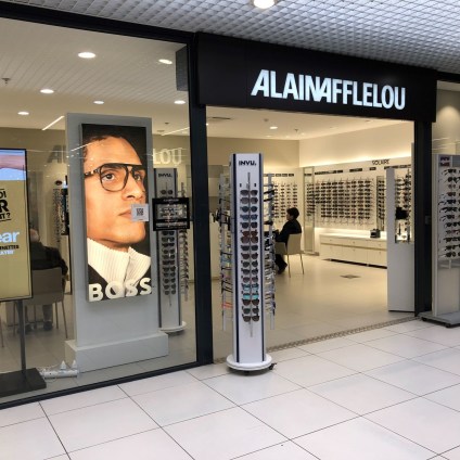 Magasin Opticien C.C. Leclerc 20213 FOLELLI intérieur