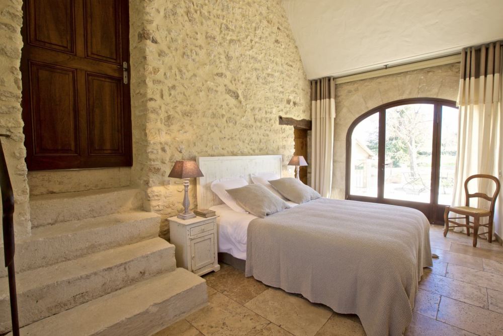 Photographs of Mas des Cerisiers villa in Provence - Image 11 of 34