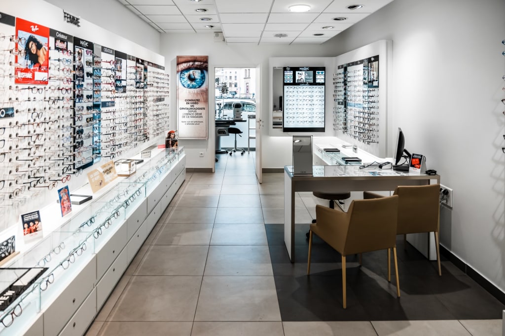 Magasin Opticien 4 rue Rualménil 88000 ÉPINAL intérieur