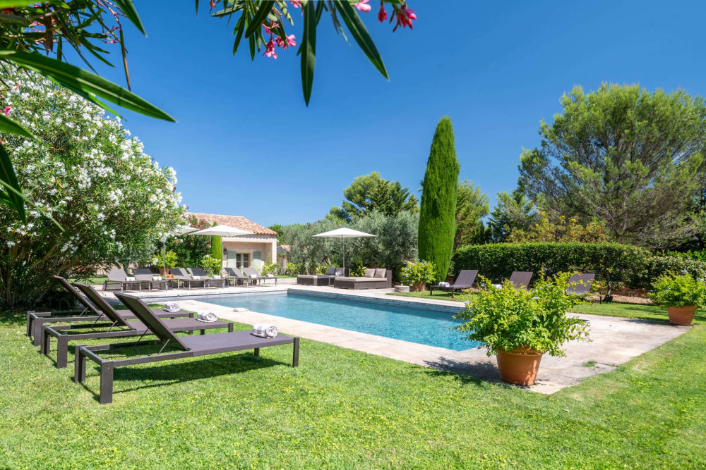 Photographs of New! Mas de la Poésie villa in Provence - Image 2 of 36