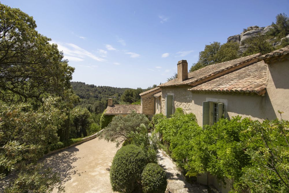 Photographs of Mas de Belleroche villa in Provence - Image 32 of 34