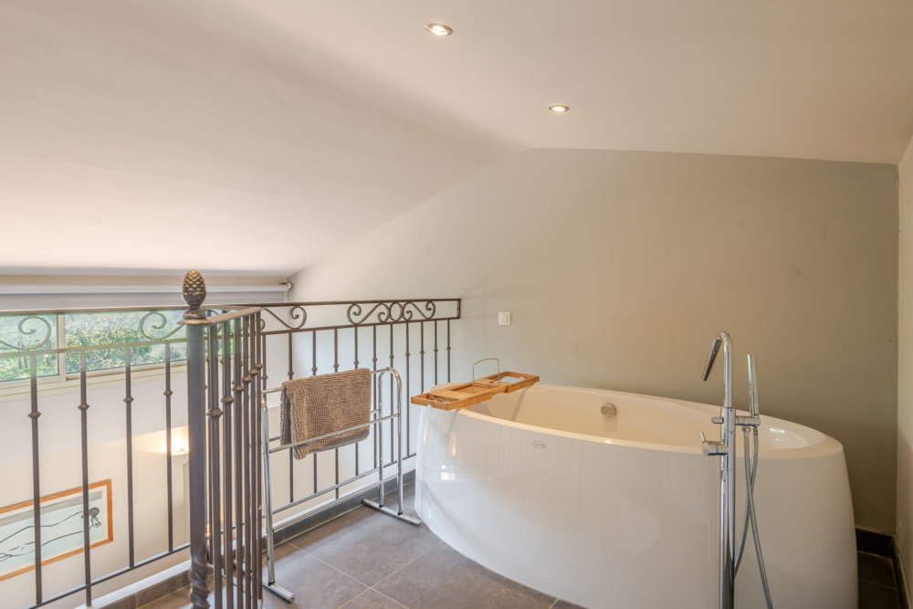 Photographs of Mas de Ribe villa in Provence - Image 19 of 50