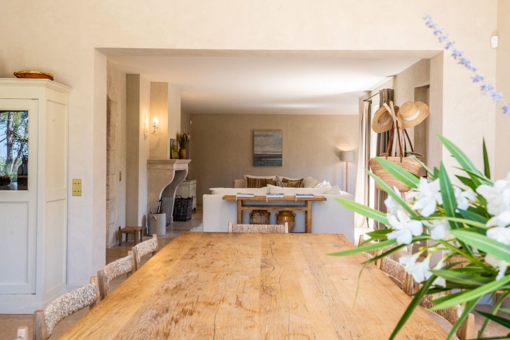 Photographs of Mas des Promesses villa in Provence - Image 10 of 52