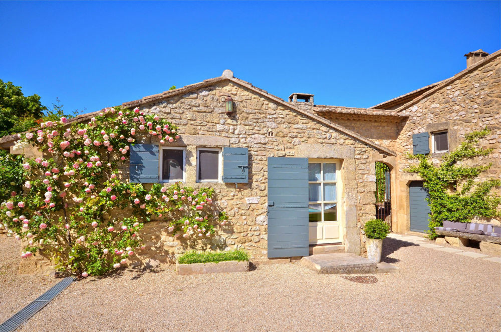 Photographs of La Cour villa in Provence - Image 28 of 34
