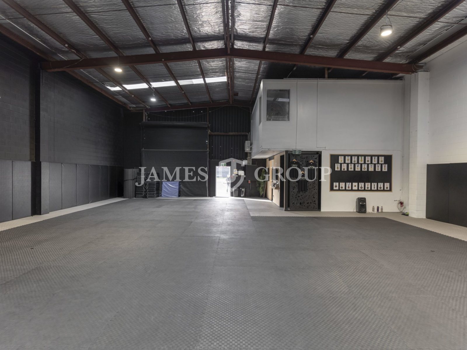 Superb Industrial & Functional Yard Space