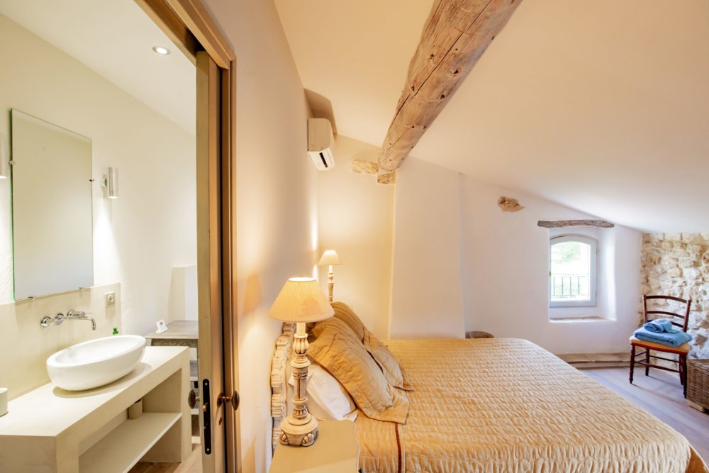 Photographs of Mas du Real villa in Provence - Image 29 of 36