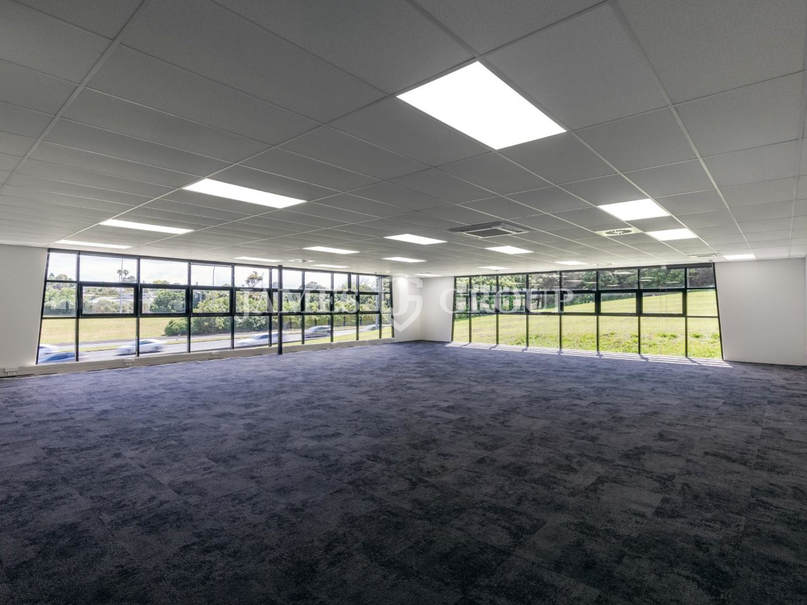 620m² A-grade Penrose Unit | Motorway Profile