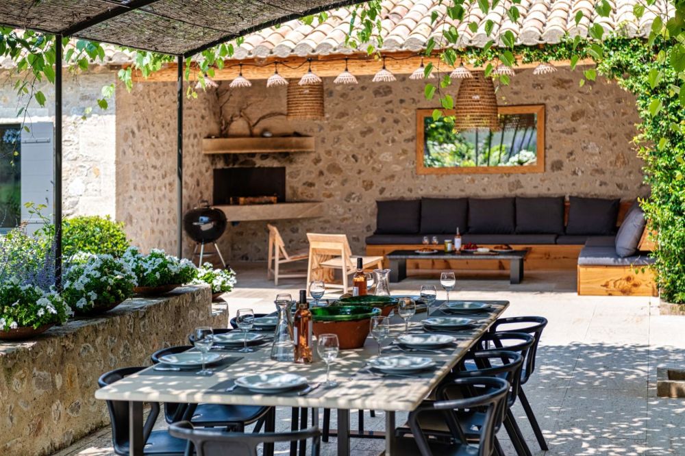 Photographs of Mas Eole villa in Provence - Image 35 of 39