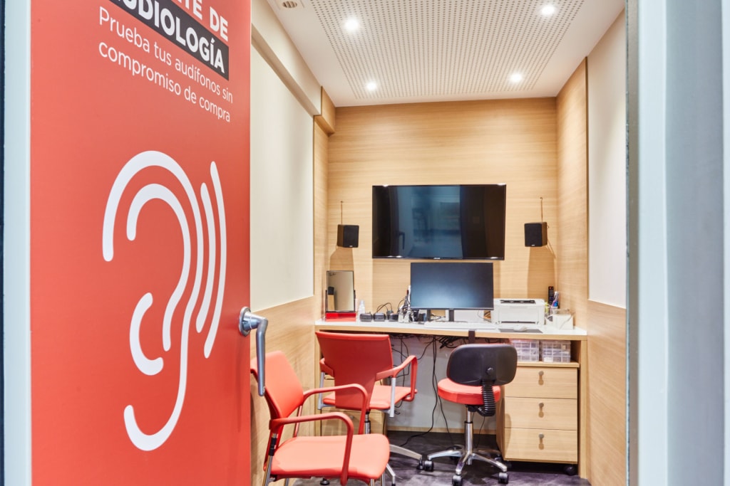 Tienda Óptico C/ URBIETA  41 20006 SAN SEBASTIAN interior