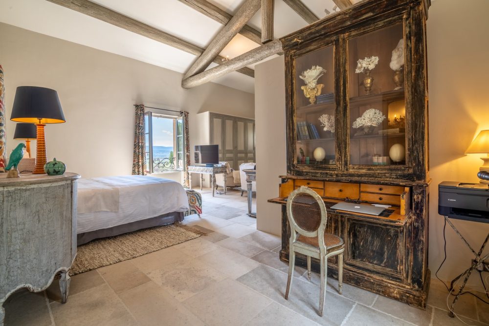 Photographs of Mas des Traditions villa in Provence - Image 19 of 41