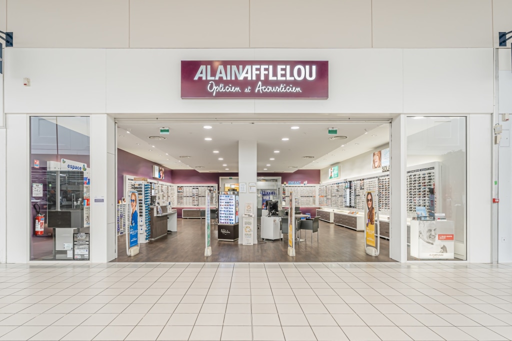 Magasin Opticien C.C. Carrefour - 4 Pavillons 33310 LORMONT extérieur
